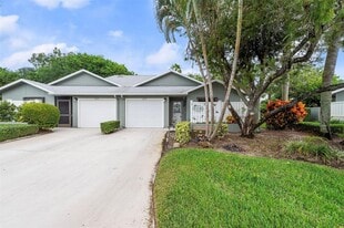 6809 SE Yorktown Dr in Hobe Sound, FL - Building Photo