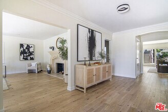 424 Highland Ave in Los Angeles, CA - Building Photo - Building Photo