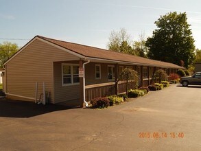 West Hill Apartments in Fredonia, NY - Building Photo - Building Photo