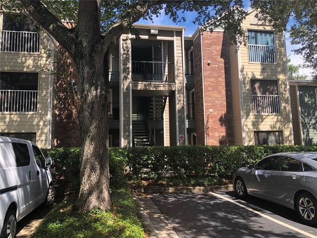 property at 5028 Park Central Dr
