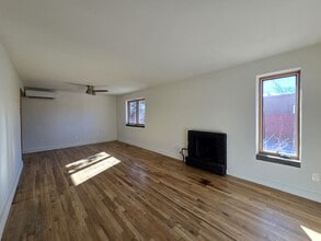 235 Irvine St in Santa Fe, NM - Building Photo - Building Photo