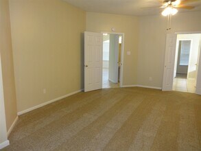 2304 Evergreen Dr in Pearland, TX - Building Photo - Building Photo