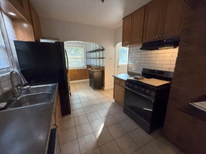 3347 W 131st St in Cleveland, OH - Building Photo - Building Photo