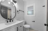 1443 W Walton St, Unit 2 in Chicago, IL - Building Photo - Building Photo