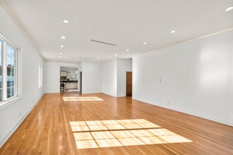 6331 Simpson Ave in North Hollywood, CA - Building Photo - Building Photo