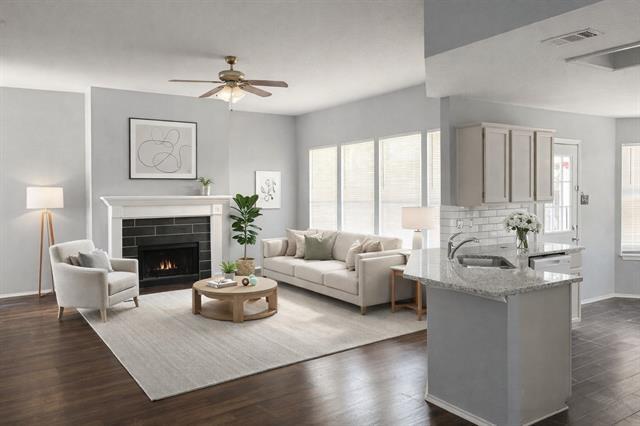 property at 2024 Austin Dr