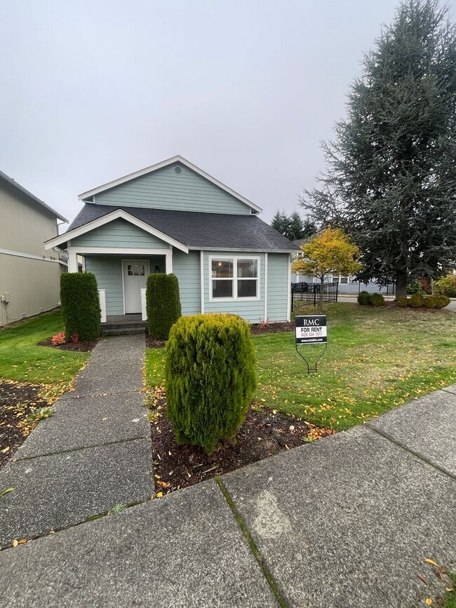 property at 8730 8th Pl NE