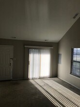 3115 Jasmine Ct, Unit Woodland Condo in Mays Landing, NJ - Foto de edificio - Building Photo