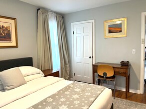 1983 Connecticut Ave in Cincinnati, OH - Foto de edificio - Building Photo