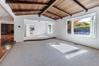 12154 Marilla Dr in Saratoga, CA - Building Photo - Building Photo
