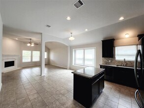 5131 Spring Terrace Ln in Rosharon, TX - Building Photo - Building Photo