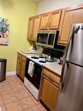 18 Harbor Ave in Nashua, NH - Building Photo - Building Photo