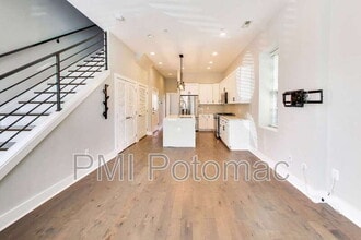 1839 D St NE in Washington, DC - Building Photo - Building Photo