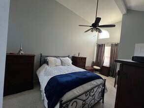 5455 Sylmar Ave in Los Angeles, CA - Building Photo - Building Photo