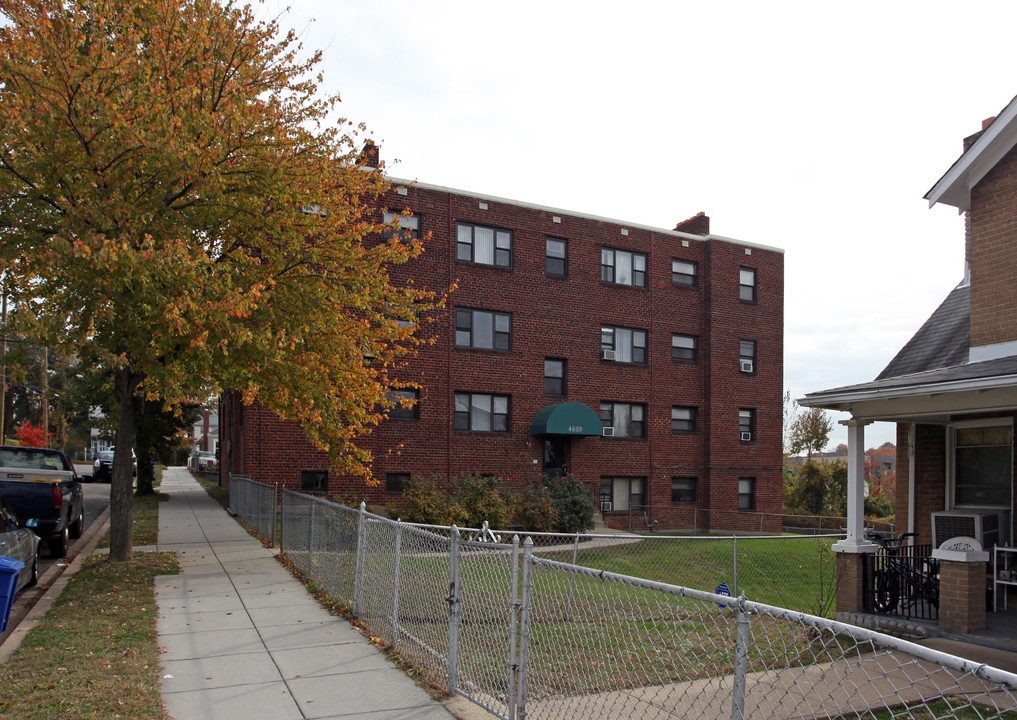 4639 Hunt Pl NE in Washington, DC - Building Photo