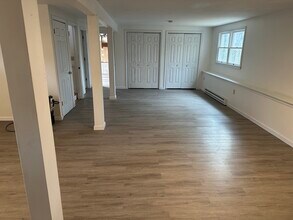 6 Birch Cir in Centerbrook, CT - Foto de edificio - Building Photo