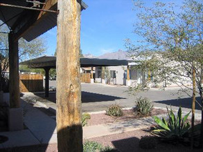 272 E Calle Arizona in Tucson, AZ - Building Photo - Building Photo