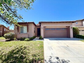 34629 Sagebrush Ln in Winchester, CA - Building Photo