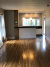 2107 Newton St in Austin, TX - Building Photo - Building Photo