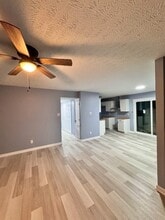 719 Hedgelawn Way in Fayetteville, NC - Building Photo - Building Photo