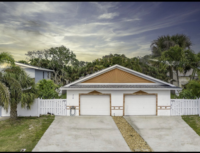 316 Adams Ave in Cape Canaveral, FL - Building Photo