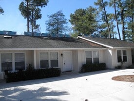 1068 Goldenrod Rd in Wellington, FL - Building Photo