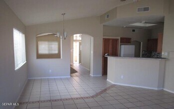 1477 Desierto Rico Ave in El Paso, TX - Building Photo - Building Photo