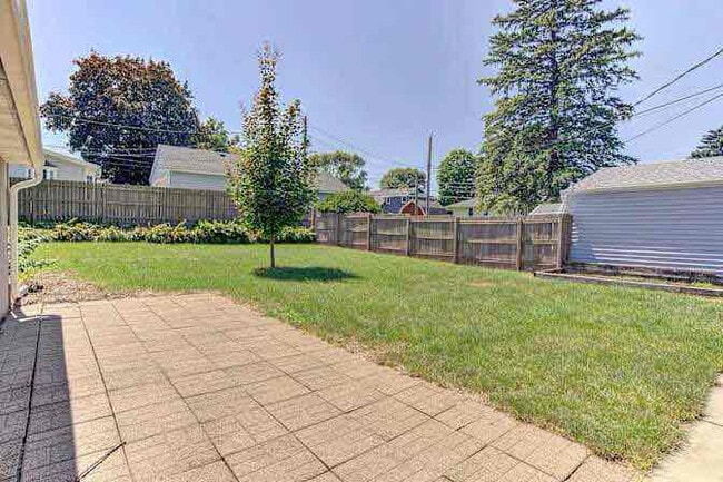 1610 22nd St NW in Rochester, MN - Building Photo - Building Photo