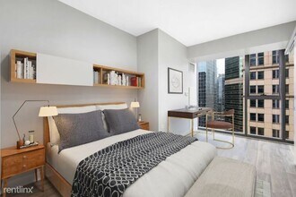 216 N Wells St in Chicago, IL - Building Photo - Building Photo