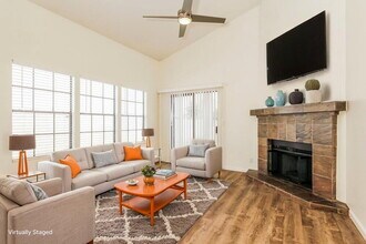 921 S Val Vista Dr, Unit 1078 in Mesa, AZ - Foto de edificio - Building Photo