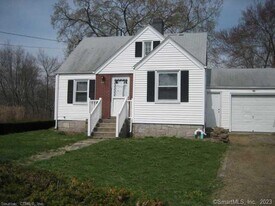 44 Avery Ln in Waterford, CT - Building Photo