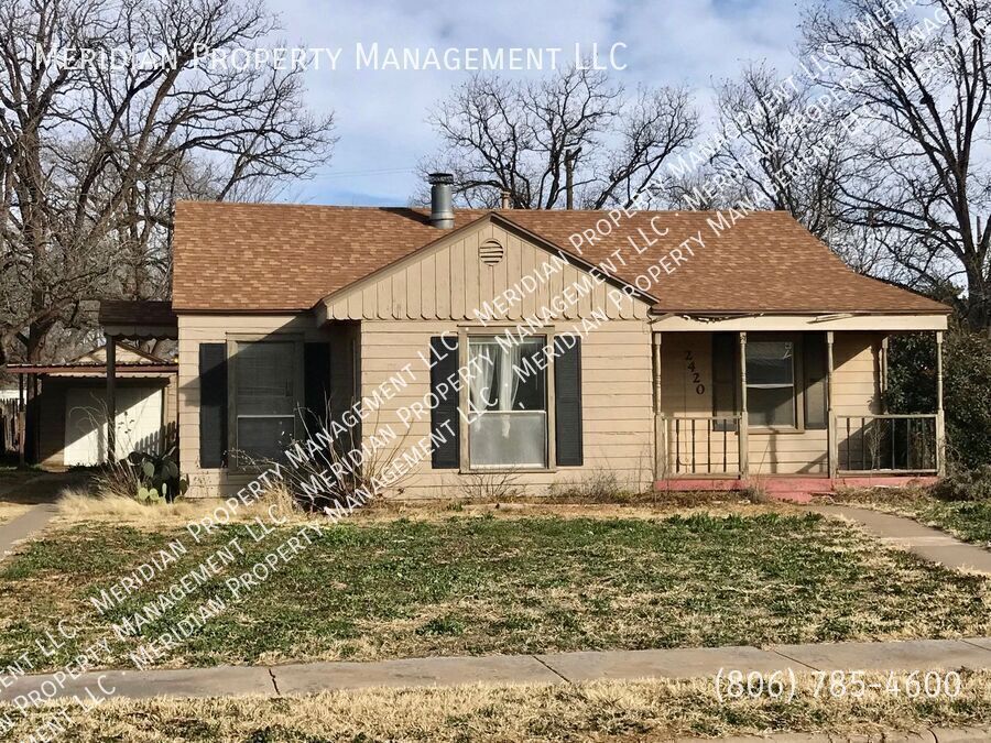 2420 30th St in Lubbock, TX - Building Photo