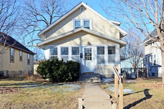 property at 4731 N Bryant Ave