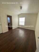 1016 Harshman St in Rawlins, WY - Building Photo - Building Photo