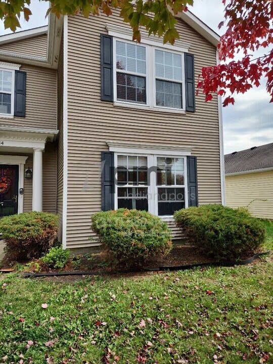 14284 Banister Dr in Noblesville, IN - Building Photo