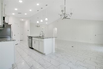 207 Denton Ave in Auburndale, FL - Building Photo - Building Photo