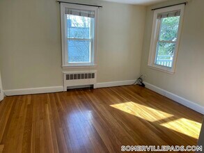 279 Washington St, Unit 2 in Somerville, MA - Foto de edificio - Building Photo