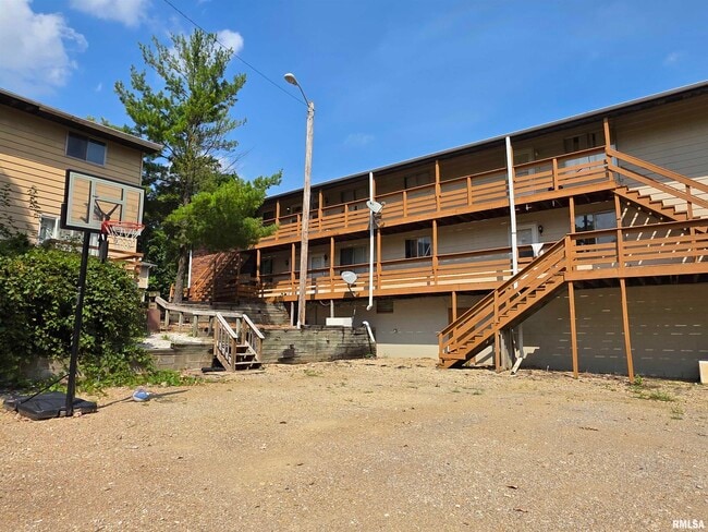 property at 1300 W Jeth Ct