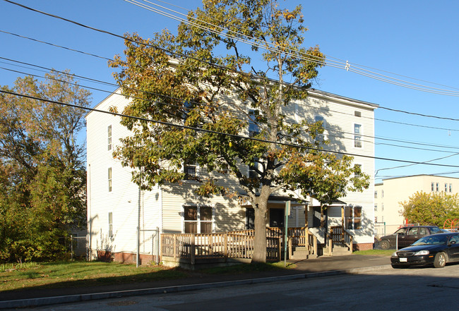 73 Knox St in Lewiston, ME - Building Photo - Building Photo