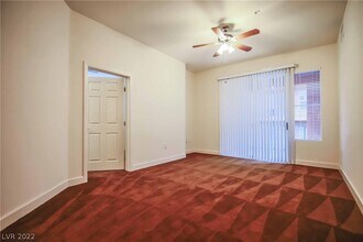 59 E Agate Ave-Unit -407 in Las Vegas, NV - Building Photo - Building Photo