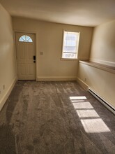 309 Strasburg Ave, Unit C in Parkesburg, PA - Foto de edificio - Building Photo