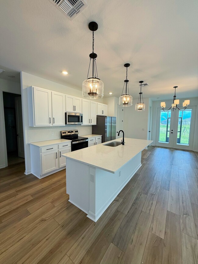 4423 Masthead Ave in Rockledge, FL - Foto de edificio - Building Photo