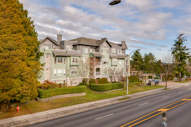 Sandringham in White Rock, BC - Building Photo - Building Photo