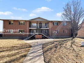 4311 N Chestnut St in Colorado Springs, CO - Building Photo