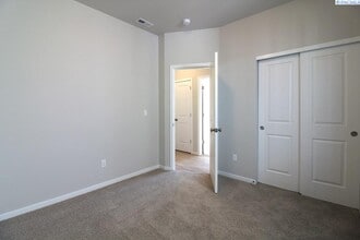5533 Remington Dr in Pasco, WA - Building Photo - Building Photo