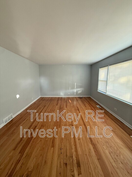 1505 N Maywood Dr in Maywood, IL - Building Photo