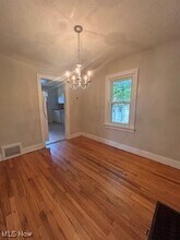 125 Kathron Ave in Cuyahoga Falls, OH - Building Photo - Building Photo