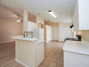 953 N 13th Square in Vero Beach, FL - Building Photo - Building Photo