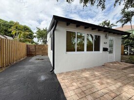 1621 NE 16th Terrace in Fort Lauderdale, FL - Building Photo