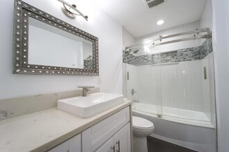 7915 Camino Kiosco, Unit One room in 2B Apartment in San Diego, CA - Building Photo - Building Photo